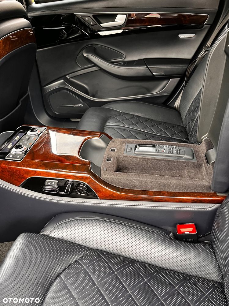 Audi A8 4.2 TDI clean diesel L Quattro - 10