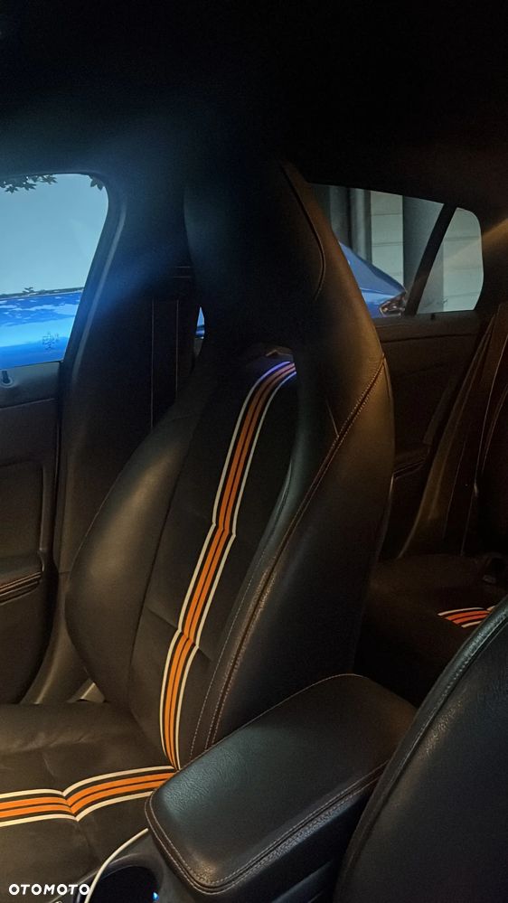 Mercedes-Benz CLA 250 7G-DCT Orange Art Edition - 7