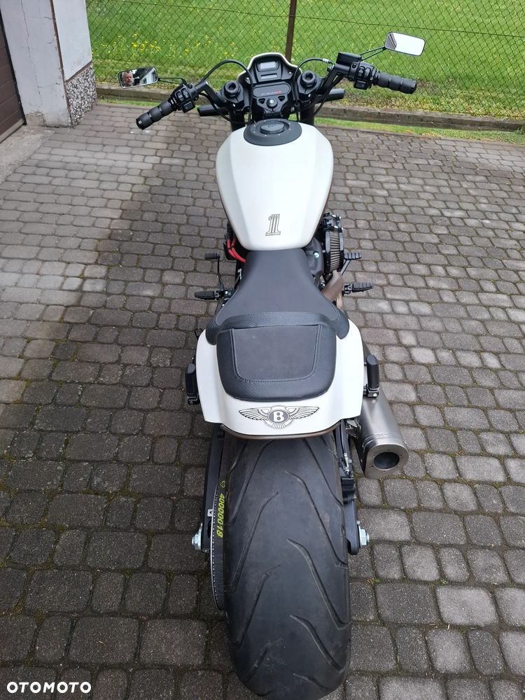 Harley-Davidson Softail - 7