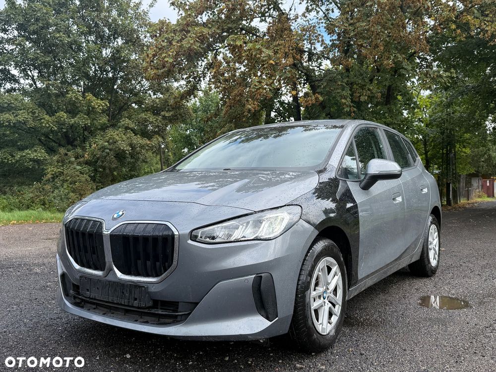 BMW Seria 2 218d - 10
