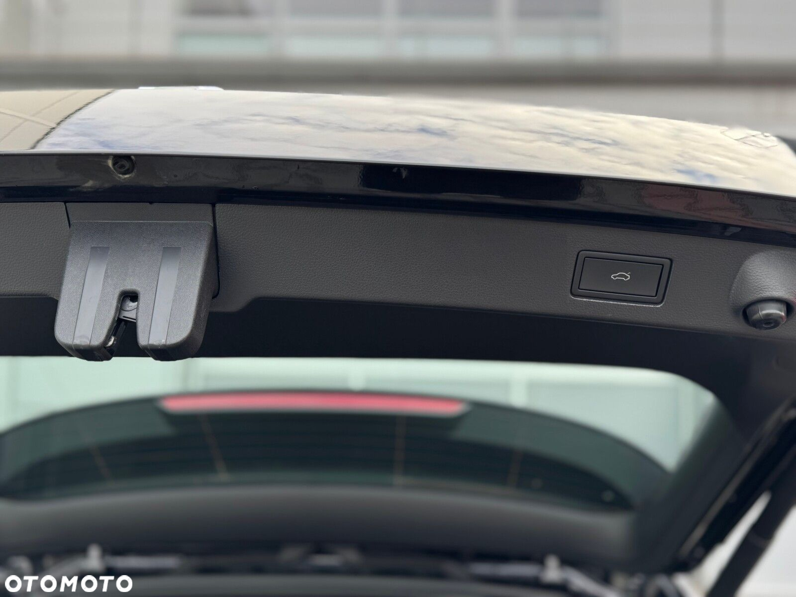 Volkswagen Arteon 2.0 TSI 4Motion R DSG - 37