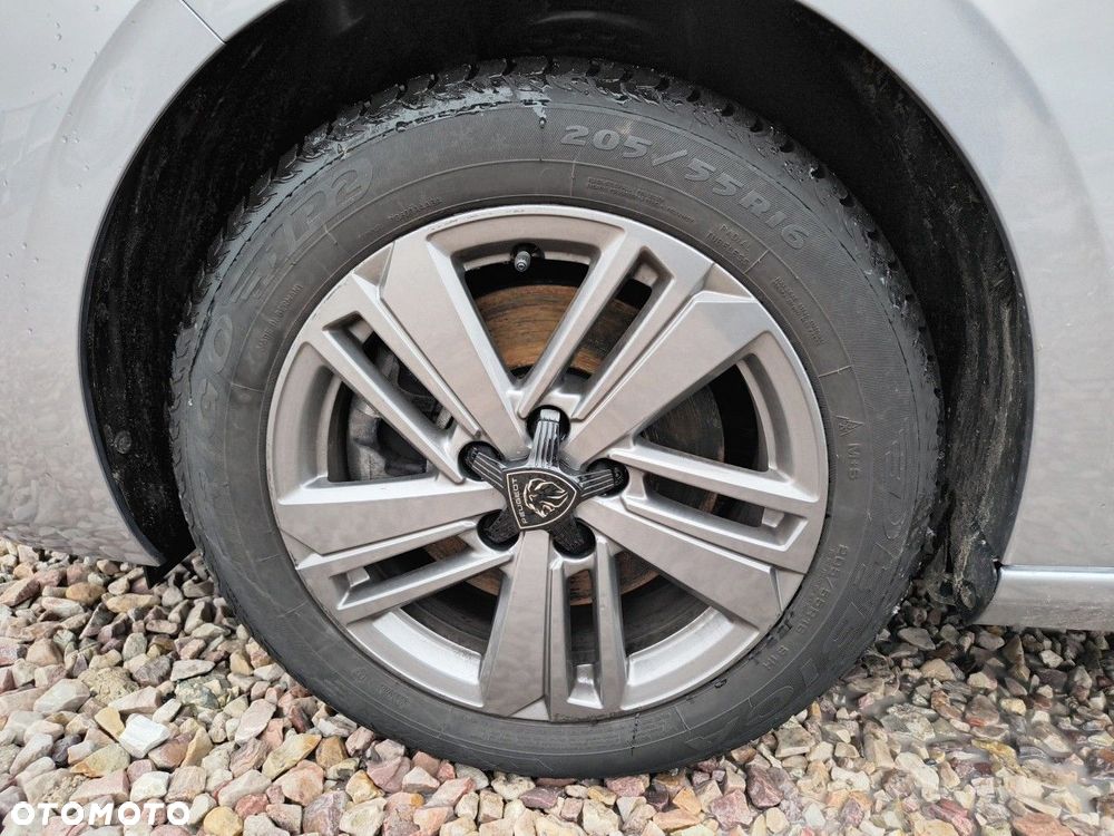 Peugeot 308 - 11