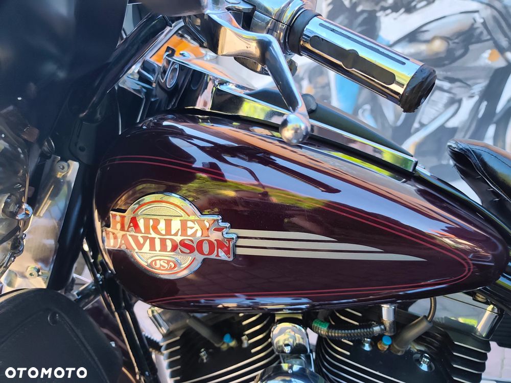 Harley-Davidson FLHTCU Ultra - 16