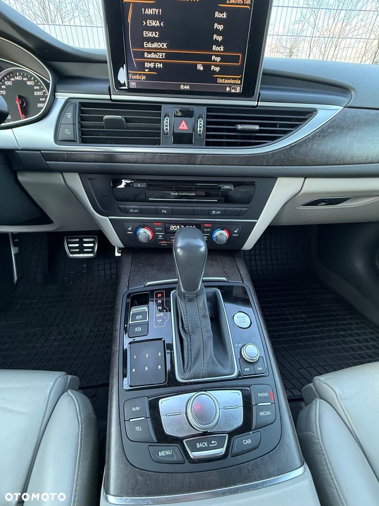 Audi A6 Avant 3.0 TDI S tronic - 31