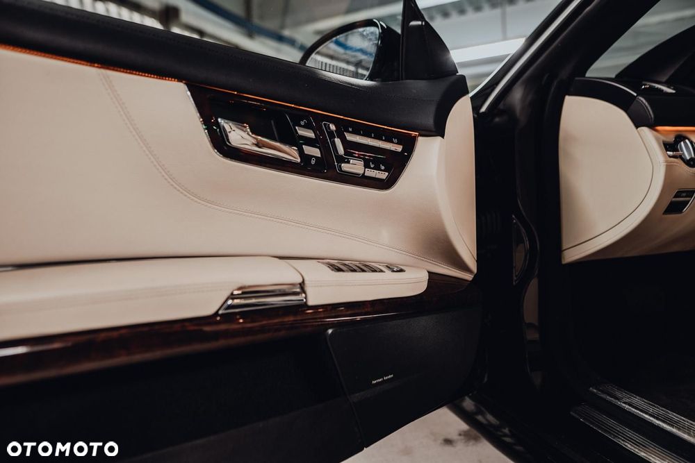 Mercedes-Benz CL 500 - 12