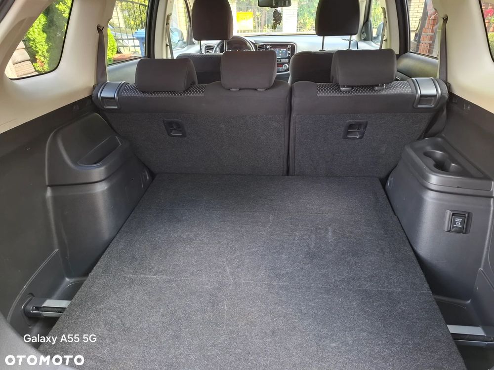 Mitsubishi Outlander 2.0 Intense 2WD CVT - 26