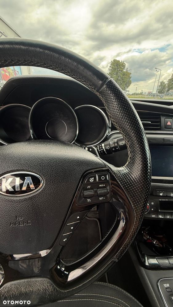 Kia Ceed 1.6 CRDi GT Line DCT - 13