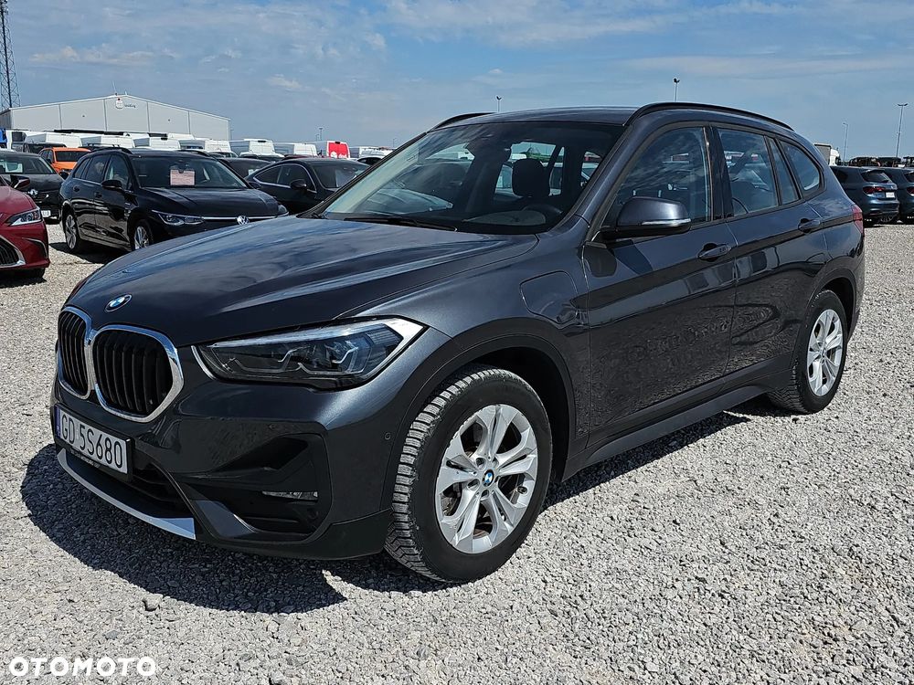 BMW X1 xDrive25e Advantage - 1
