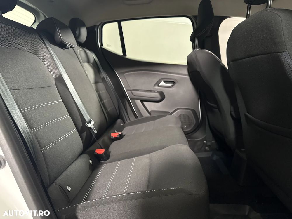 Dacia Sandero - 13