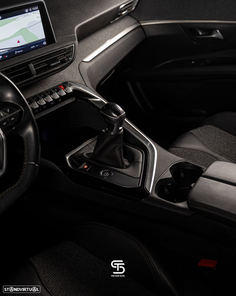 Peugeot 3008 1.2 PureTech Allure - 20