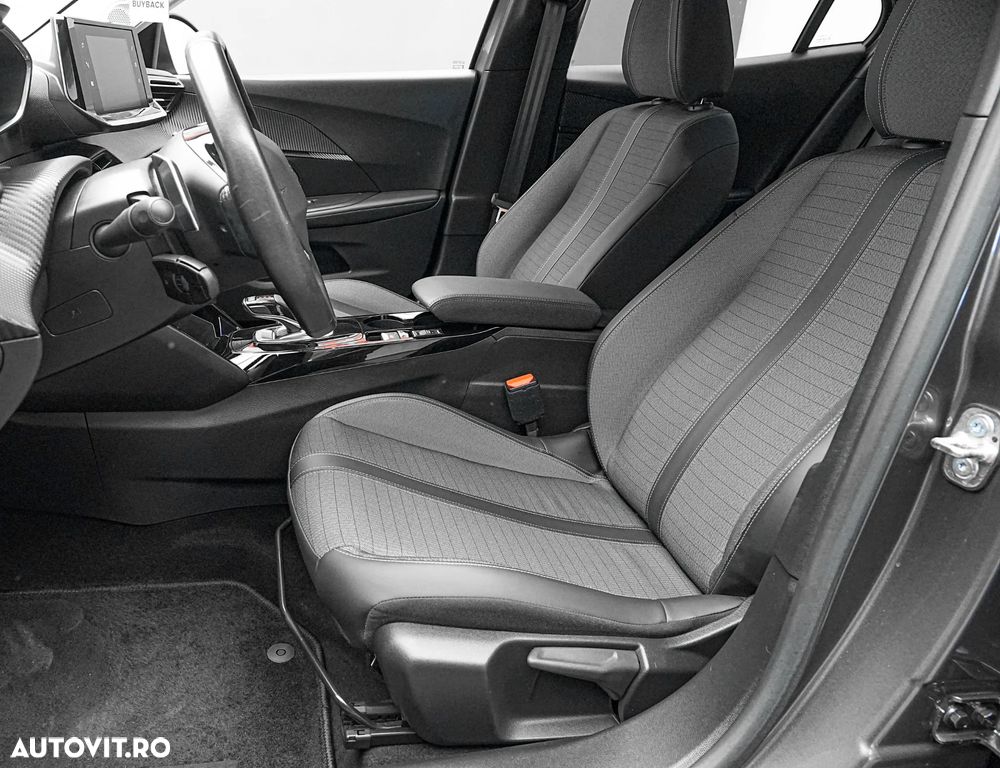 Peugeot 2008 1.5 BlueHDI EAT8 STT Allure Pack - 13