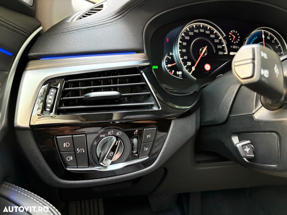 BMW Seria 5 - 17