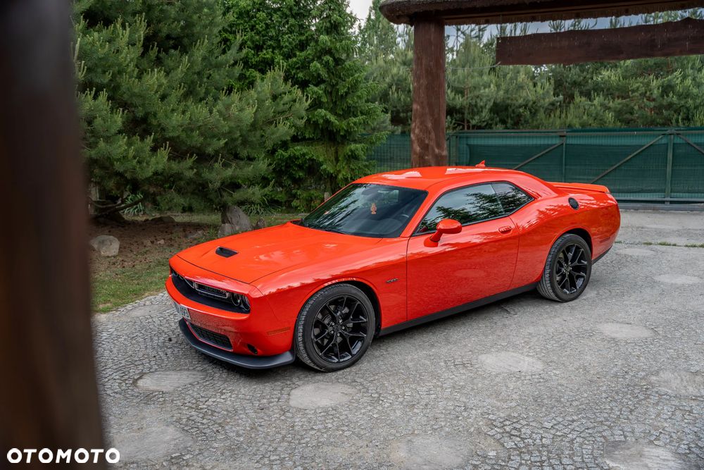 Dodge Challenger 5.7 R/T - 4
