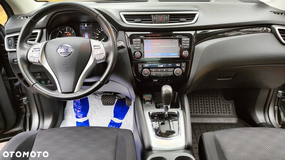 Nissan Qashqai 1.6 dCi Xtronic TEKNA+ - 20