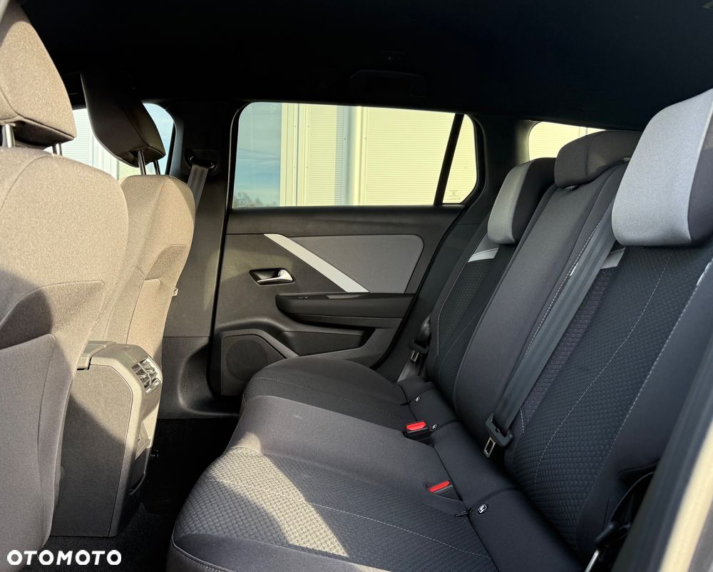 Opel Astra VI 1.2 T Edition S&S - 7