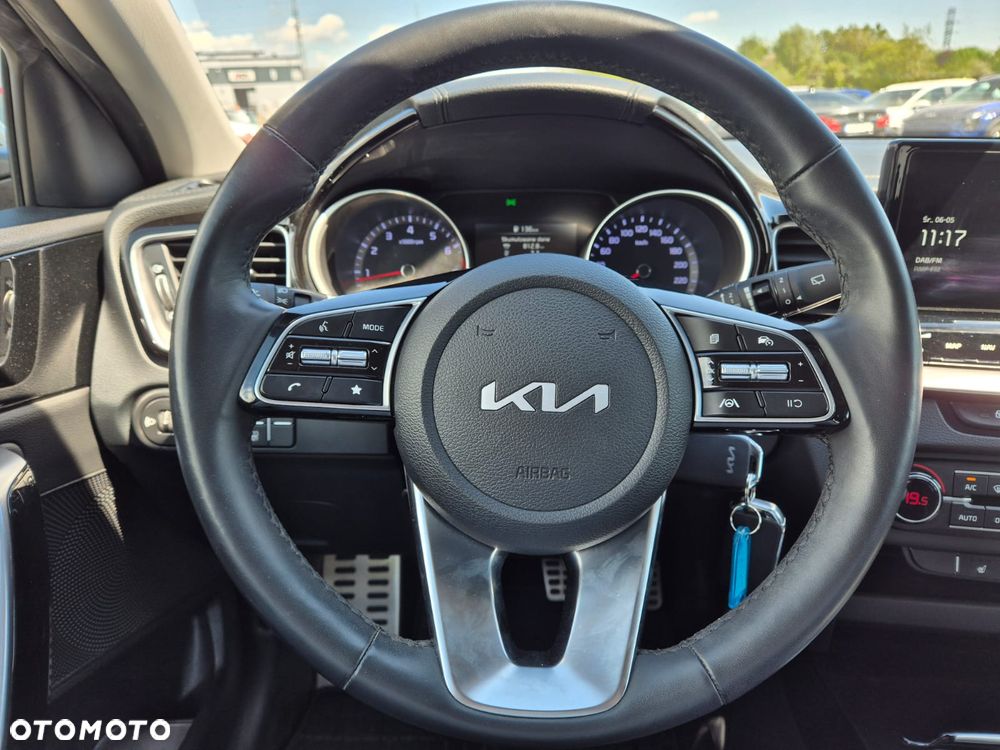 Kia Ceed 1.5 T-GDI Business Line - 12