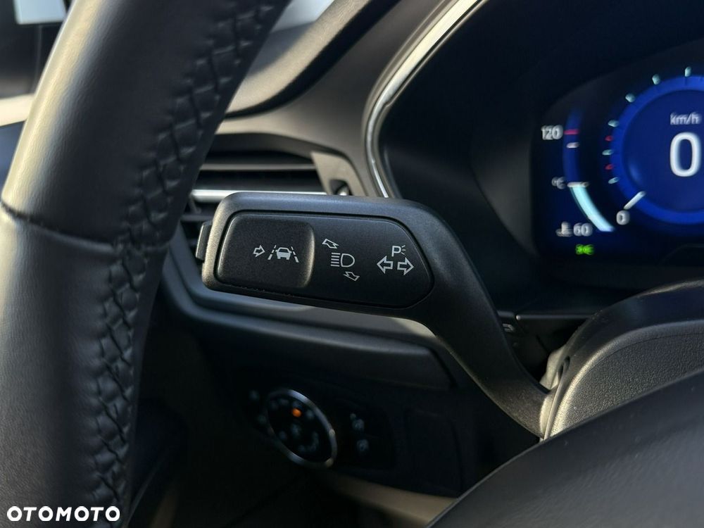 Ford Focus 1.0 EcoBoost Hybrid TITANIUM STYLE - 20