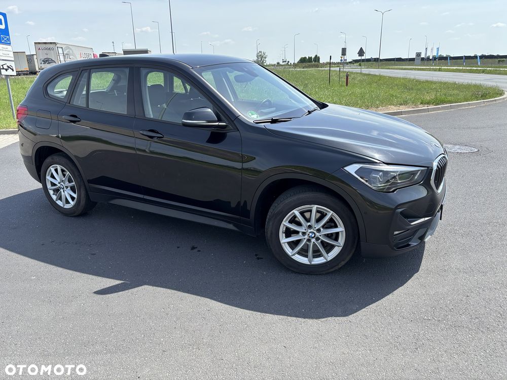BMW X1 sDrive18d Sport Line - 22