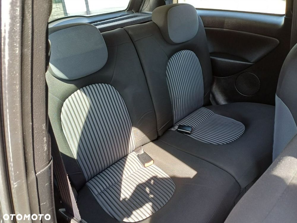 Lancia Ypsilon - 12