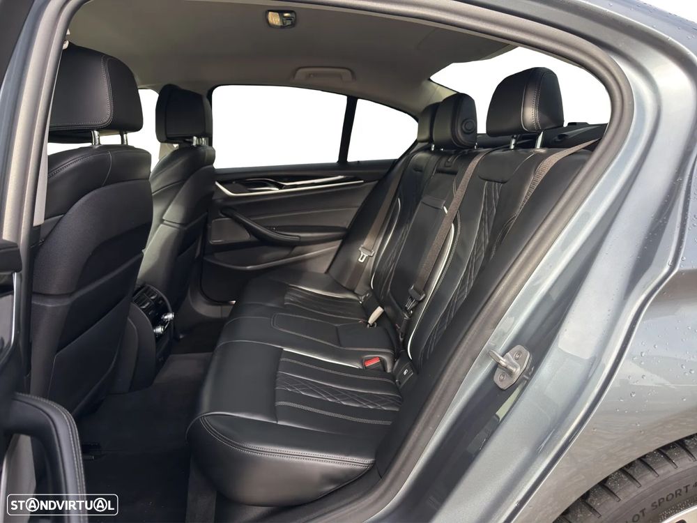 BMW 530 e iPerformance Line Luxury - 12