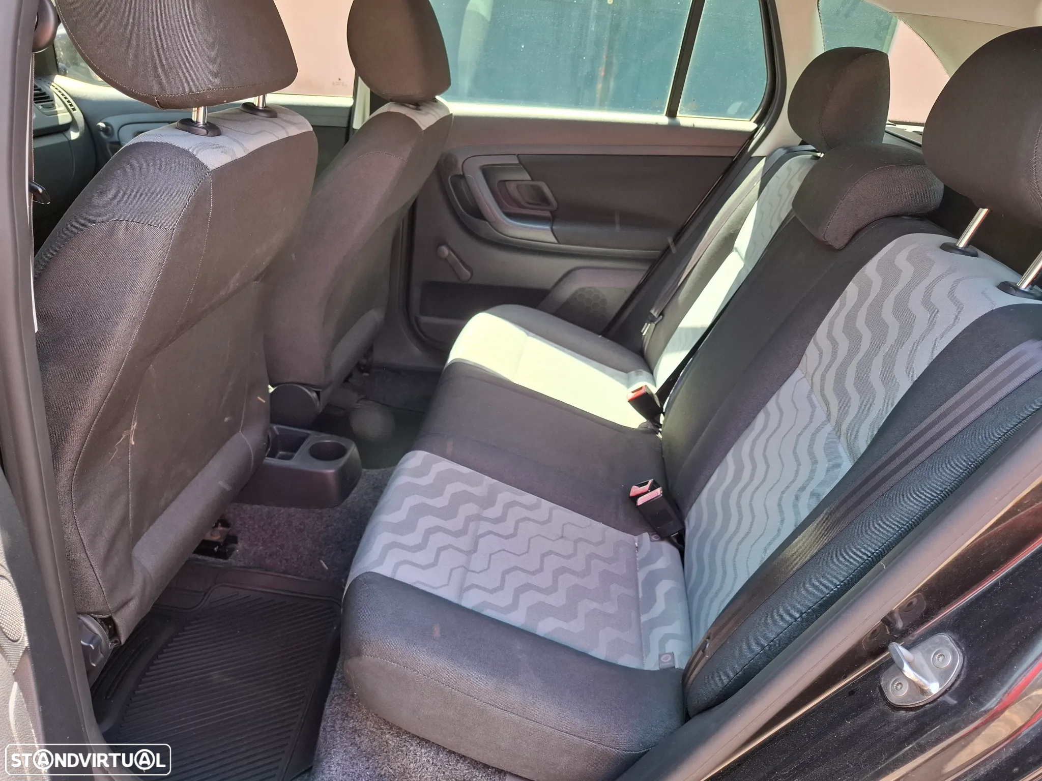 Skoda Fabia Break 1.2 Ambiente - 11