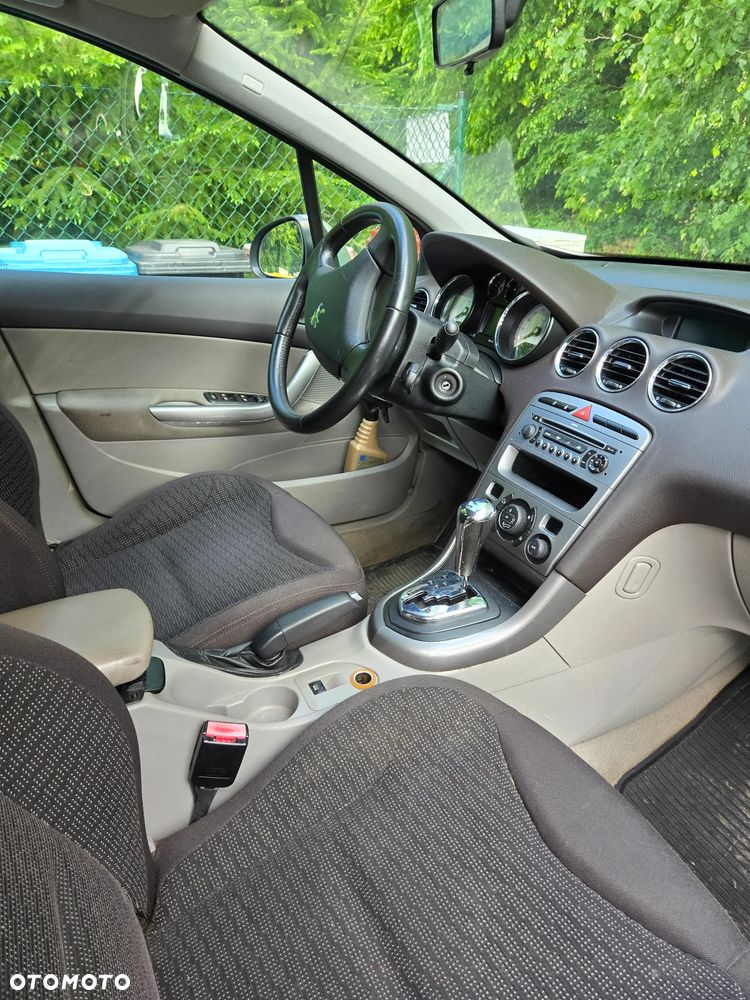 Peugeot 308 1.6 Premium - 5
