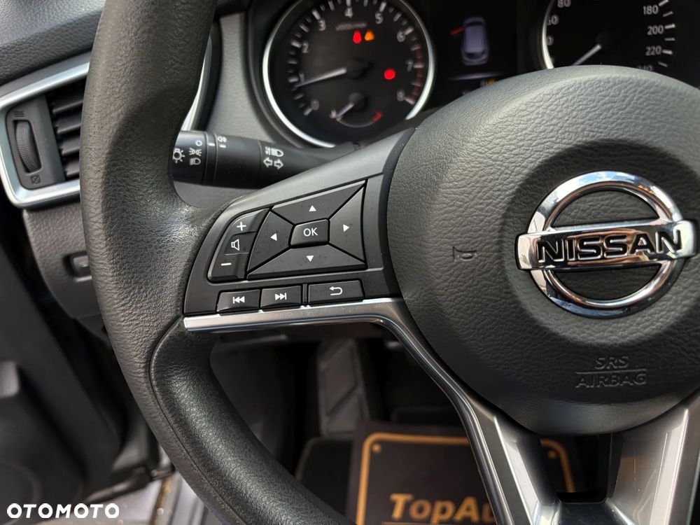 Nissan Qashqai 1.2 DIG-T N-Connecta - 24