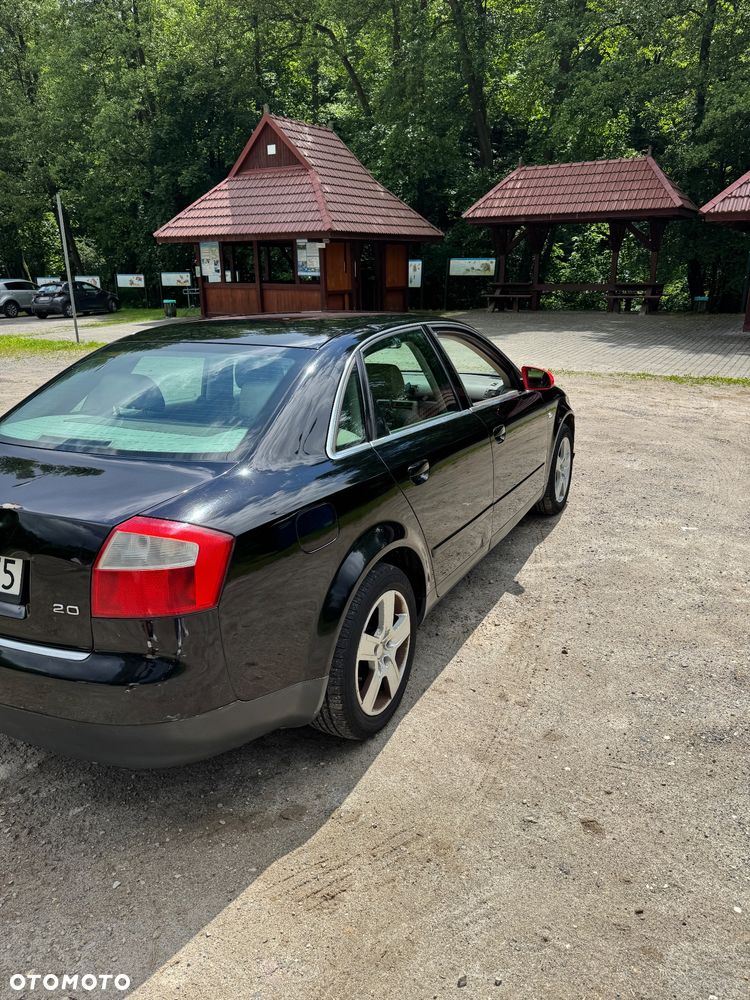 Audi A4 Limousine - 5