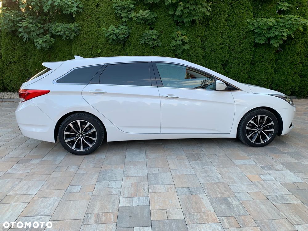 Hyundai i40 Kombi blue 1.7 CRDi DCT Premium - 4