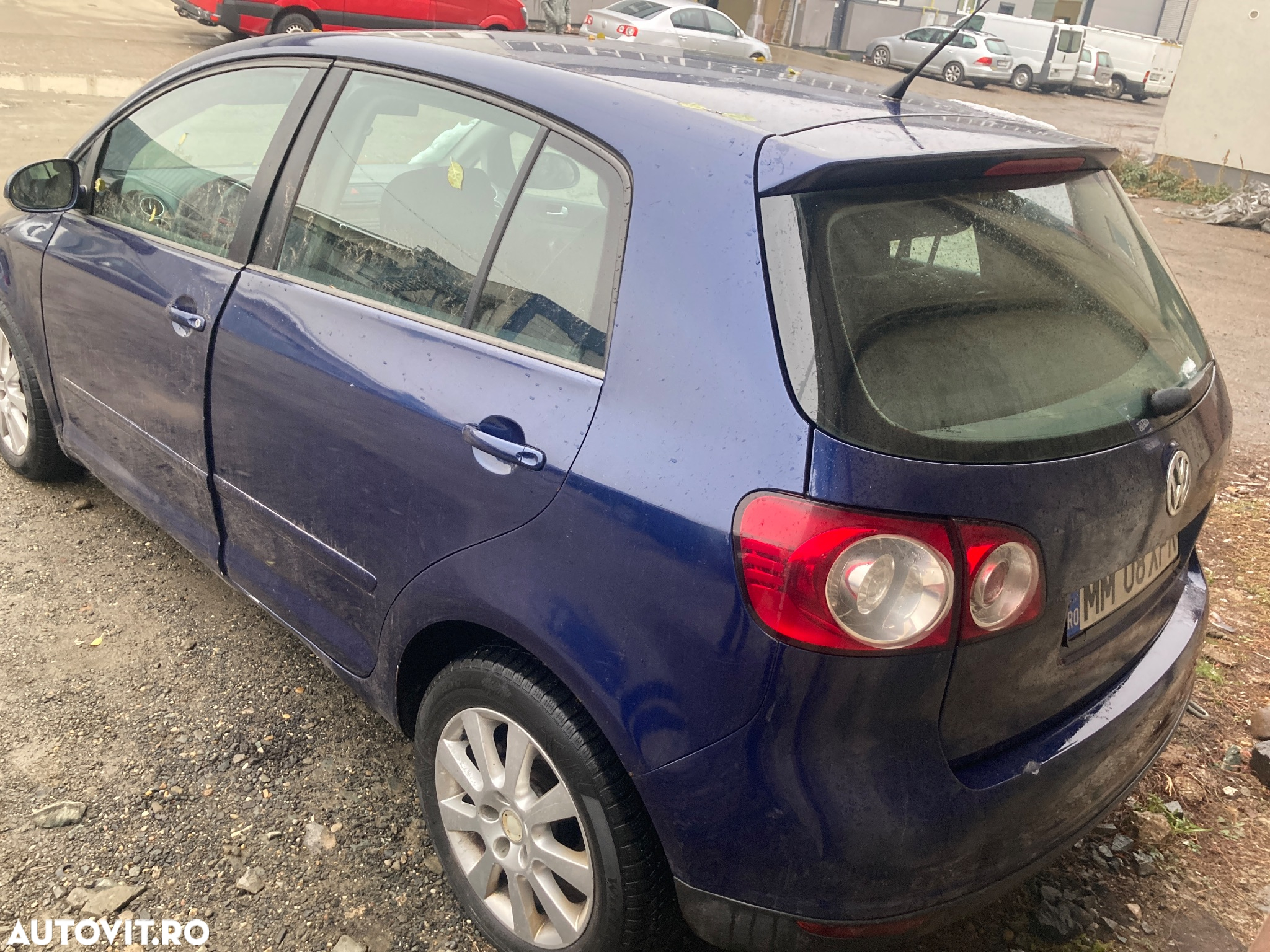 Dezmembrez VW Golf 5 V Plus 1.9 TDI 105 CP BKC - 3