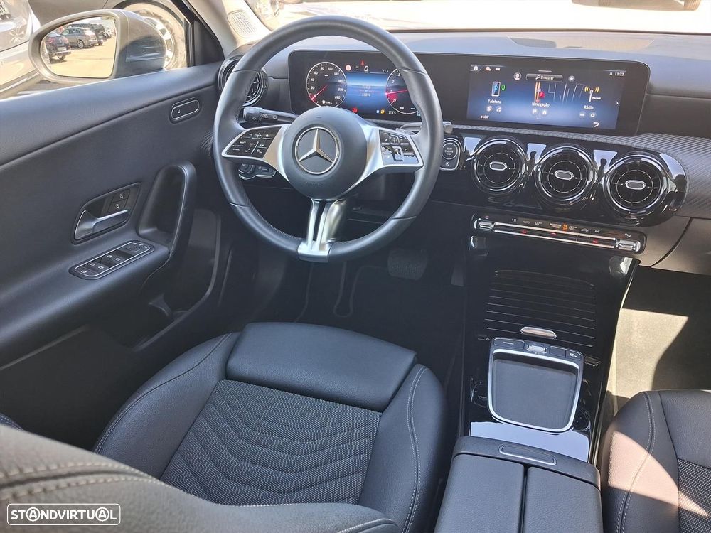 Mercedes-Benz A 200 Standard - 15