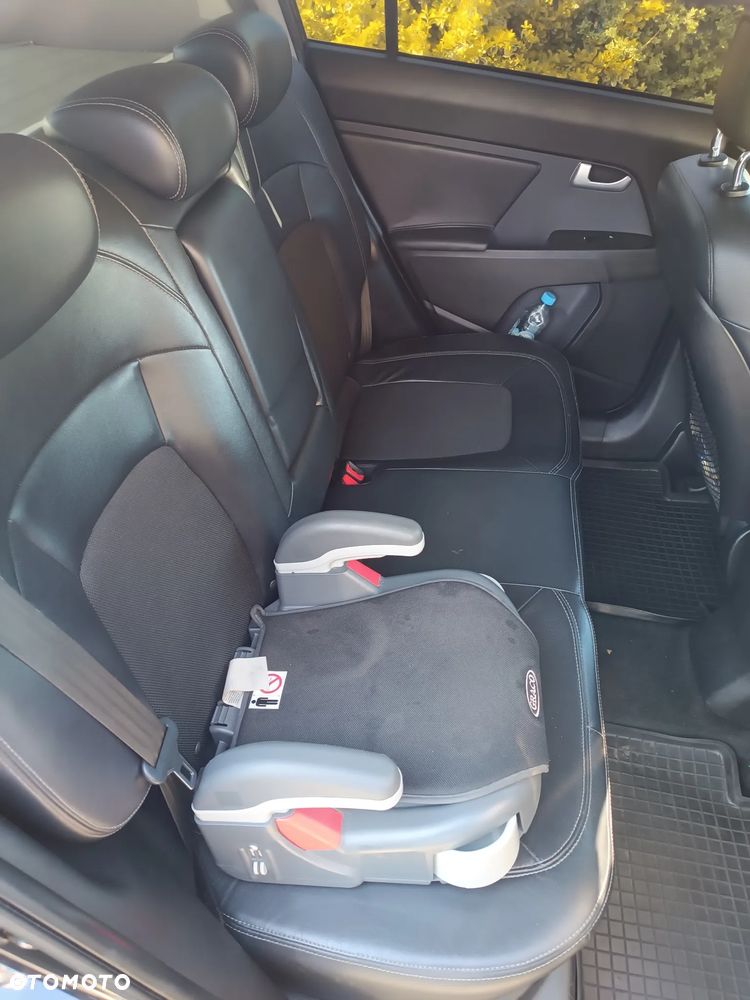 Kia Sportage 2.0 CRDI M - 9