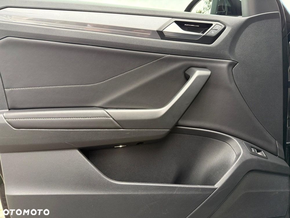 Volkswagen T-Roc 1.5 TSI Style DSG - 13