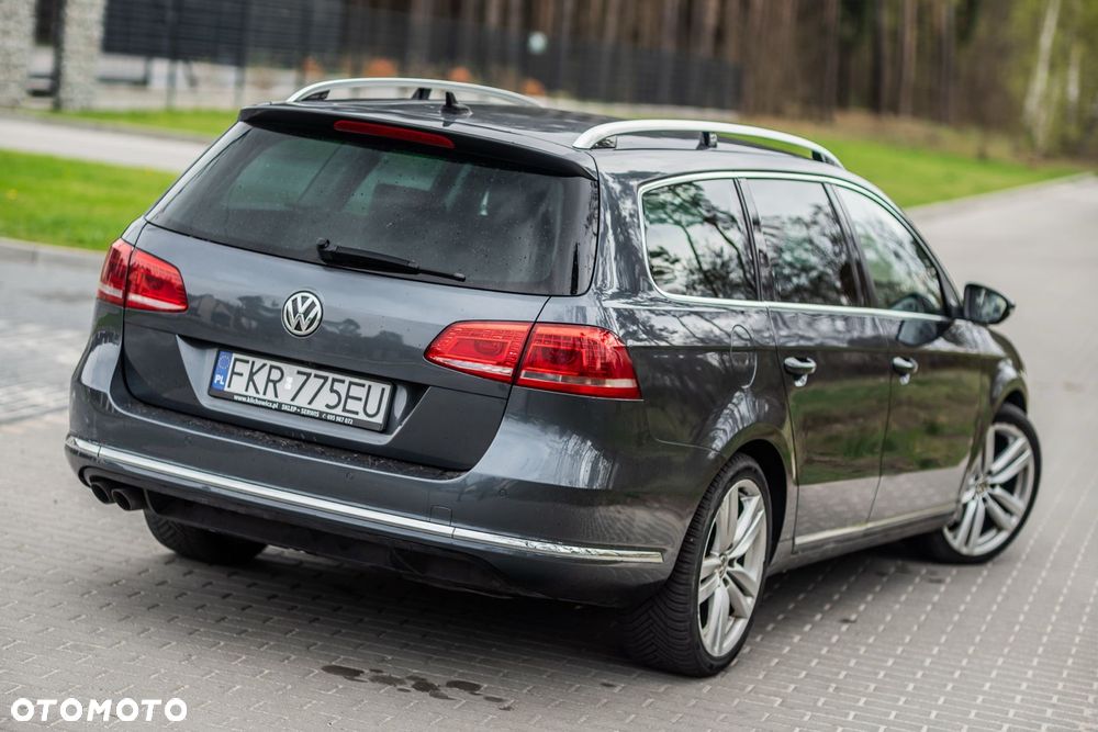 Volkswagen Passat 2.0 TDI Highline DSG - 26