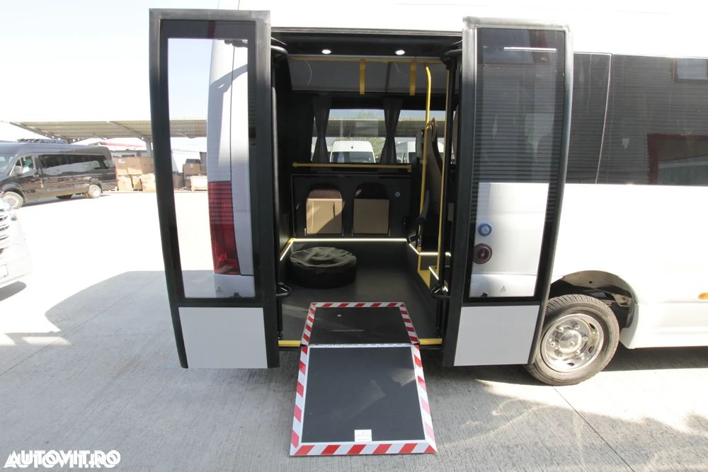 Mercedes-Benz sprinter 15+12+1+1scaun rotile*stock* gata de livrare - 11