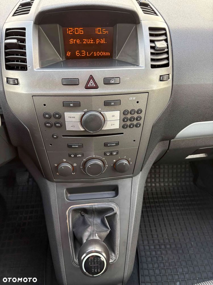 Opel Zafira 1.9 CDTI Essentia - 13