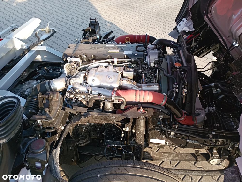 Isuzu M27H 3,0 TURBO - 31