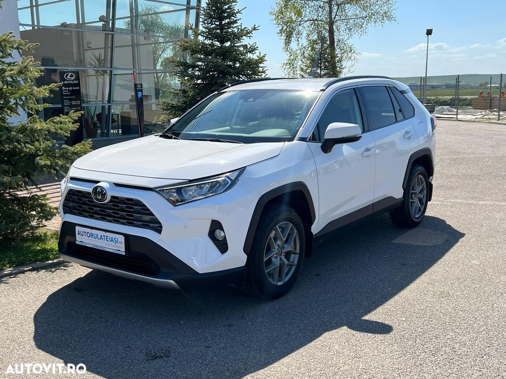Toyota RAV4 2.0P 6MT AWD Dynamic - 9