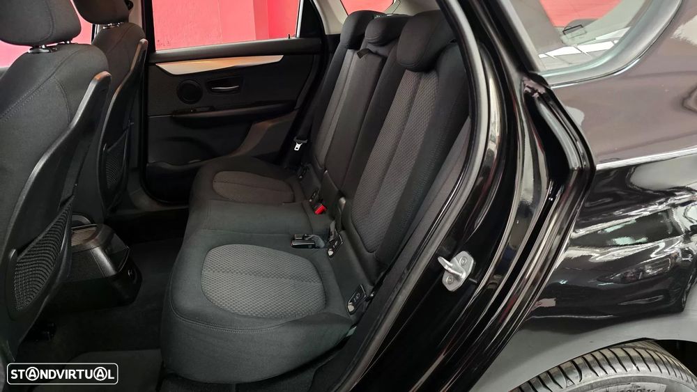 BMW 216 Active Tourer d Advantage Auto - 40