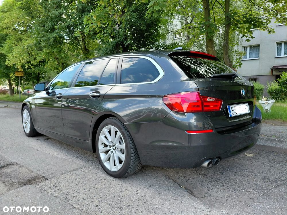 BMW Seria 5 520d Sport-Aut - 3