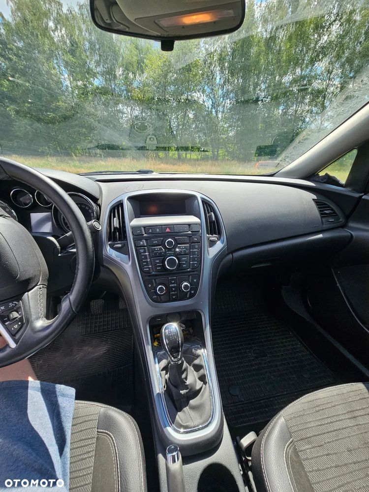 Opel Astra 1.4 T EU6 - 11