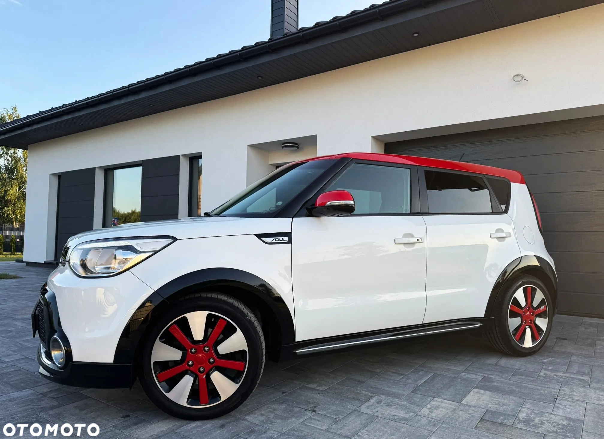 Kia Soul 1.6 GDI White&Red Edition - 33
