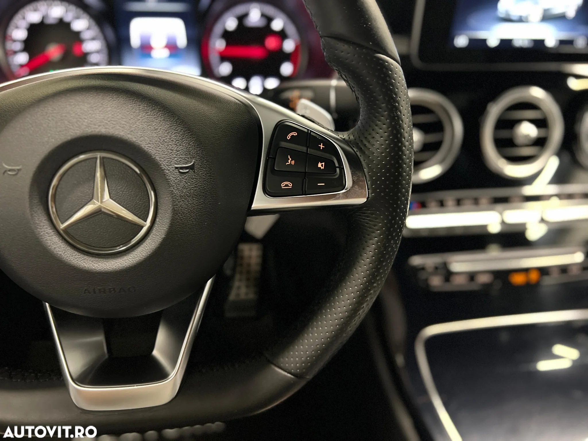Mercedes-Benz C - 21