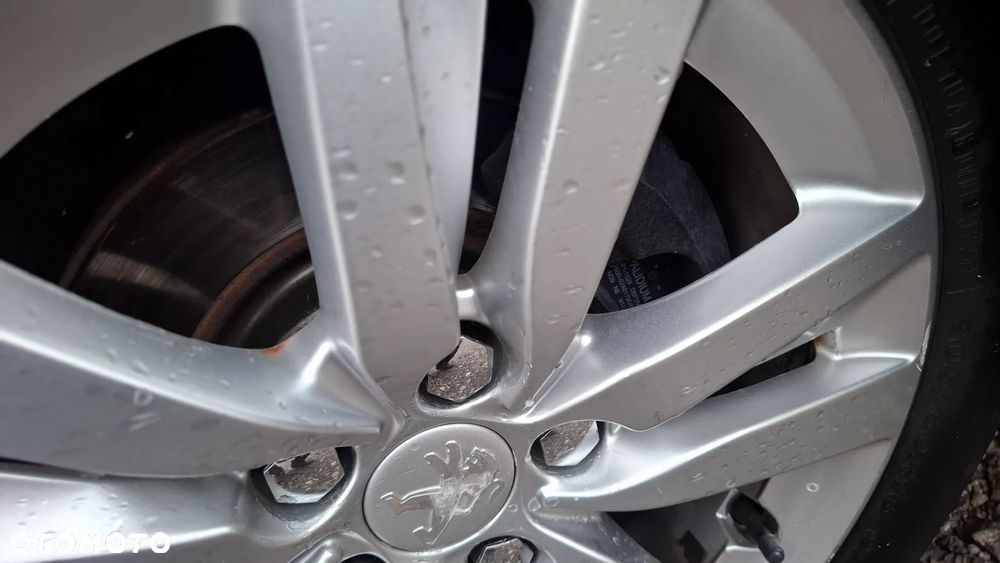 Peugeot 308 BlueHDi FAP 120 Stop&Start Allure - 24