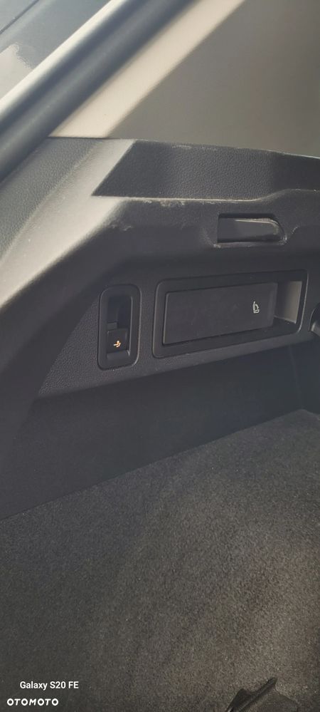 Volkswagen Tiguan 2.0 TDI SCR DSG R-Line - 9