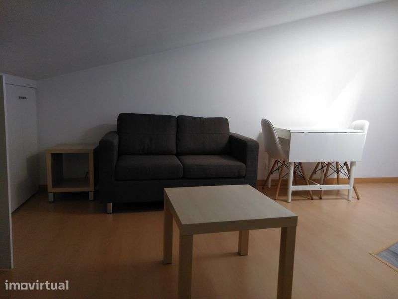 T0 Junto Universidade Leiria Oeste, Leiria Shopping, Mercadona - Grande imagem: 4/7