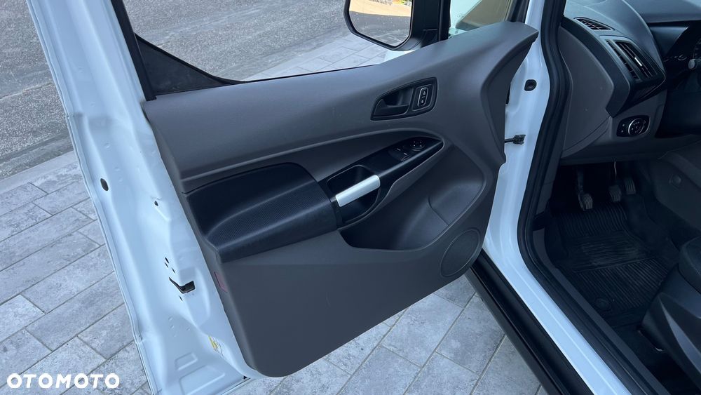 Ford Transit Connect - 15