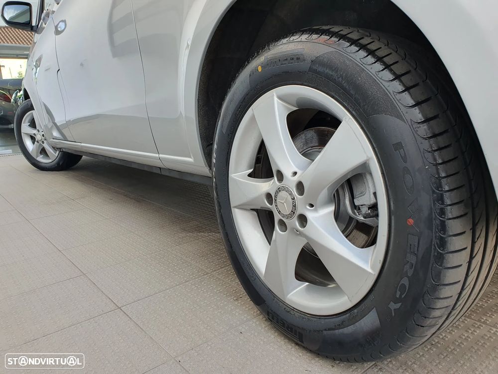 Mercedes-Benz V 250 d Longo Avantgarde - 21