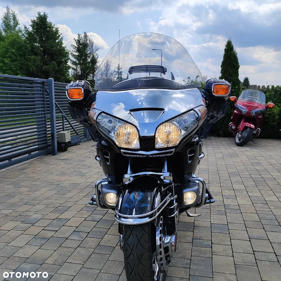 Honda GL - 12