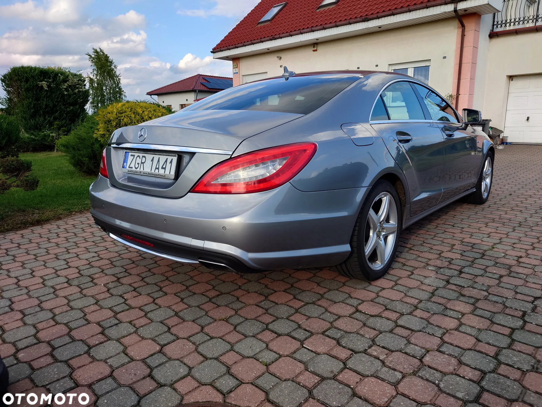 Mercedes-Benz CLS 350 CDI 4-Matic BlueEff - 8